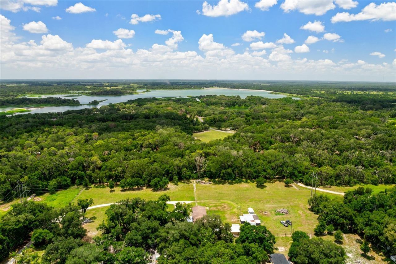 5709 Luckasavage Road, Plant City, FL 33567 Photo
