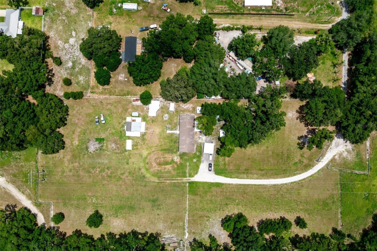 5709 Luckasavage Road, Plant City, FL 33567 Photo