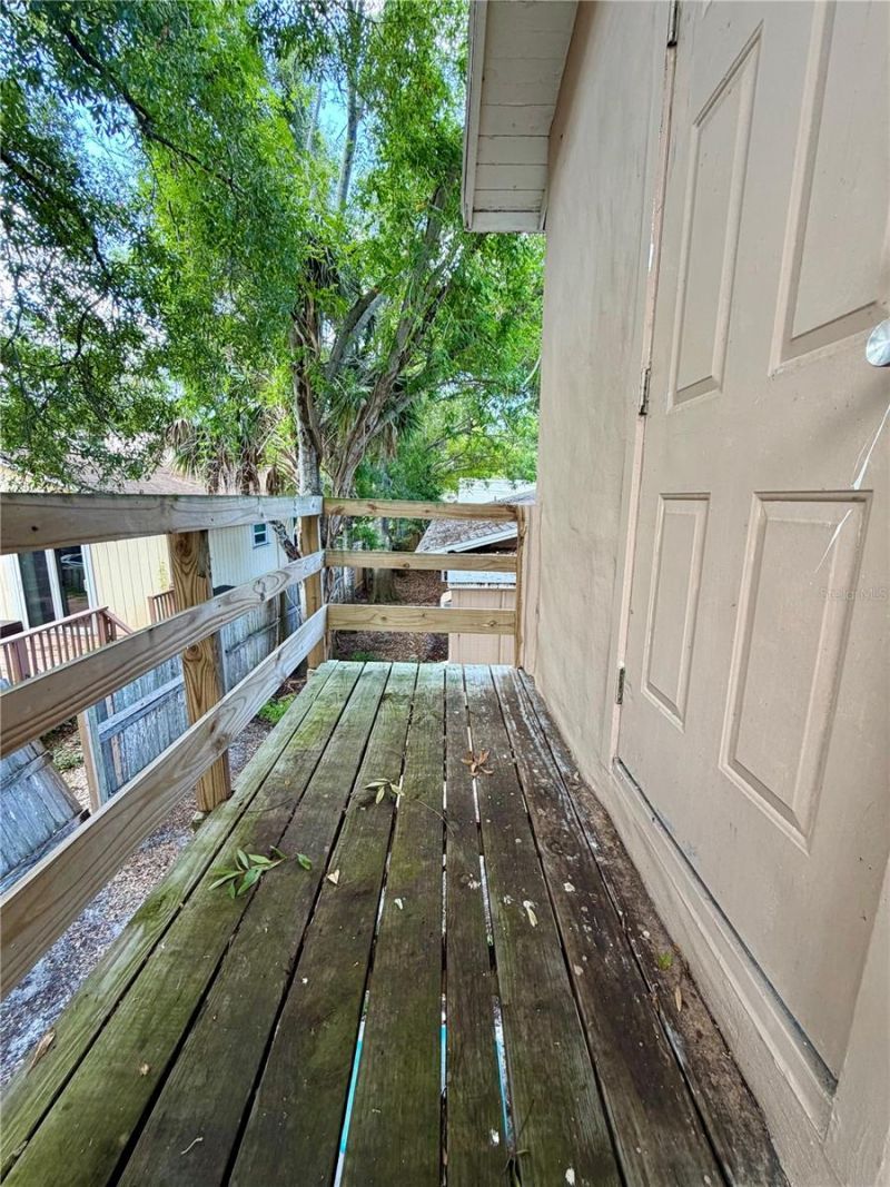 908 Beverly Avenue , Unit F, Largo, FL 33770 Photo
