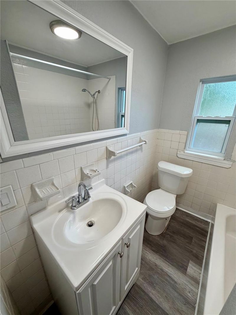 908 Beverly Avenue , Unit F, Largo, FL 33770 Photo