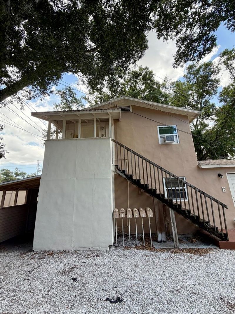908 Beverly Avenue , Unit F, Largo, FL 33770 Photo