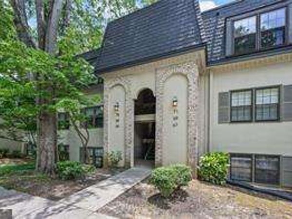 70 Chaumont Square NW, Atlanta, GA 30327