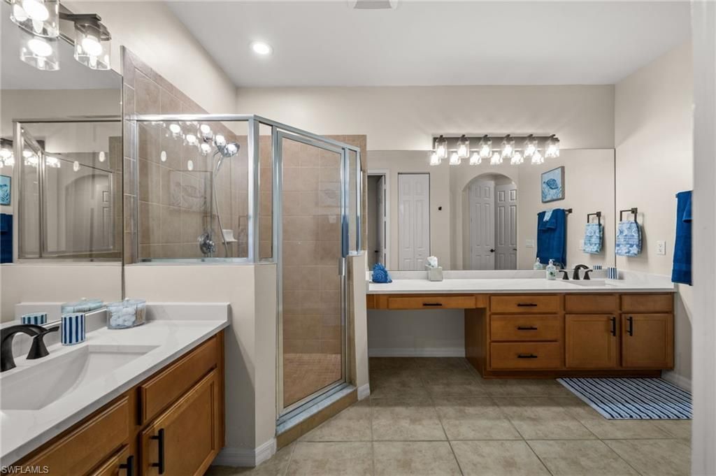 15121 Laguna Dr, Unit 102, Fort Myers, FL 33908 Photo