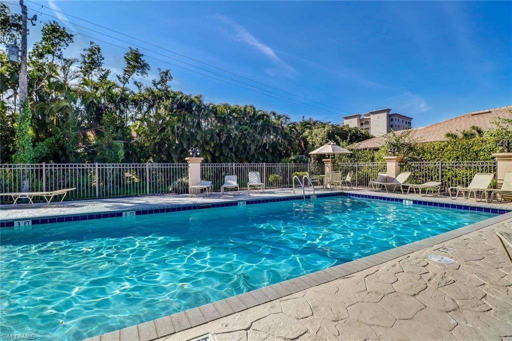 15121 Laguna Dr, Unit 102, Fort Myers, FL 33908 Photo
