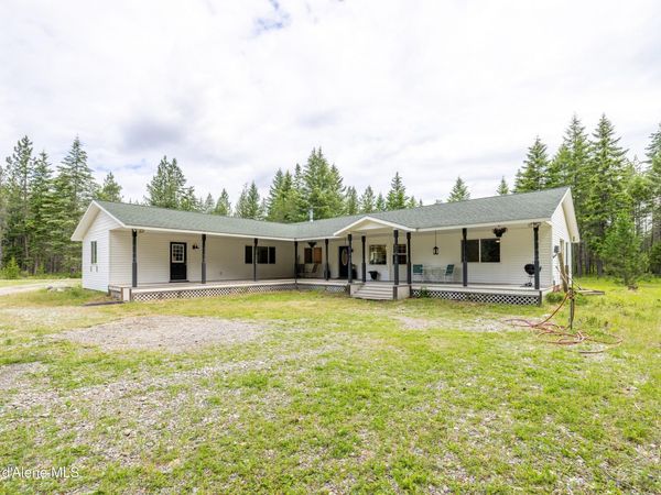 8924 E Black Bear RD, Athol, ID 83801