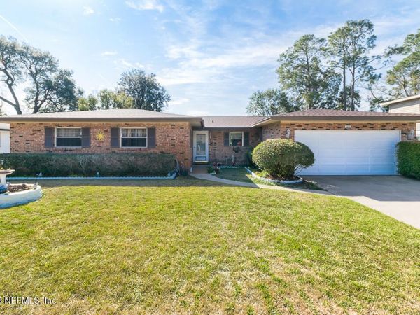 8614 BURKHALL Street, Jacksonville, FL 32211