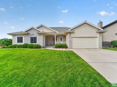 4632 S 175 Avenue, Omaha, NE 68135