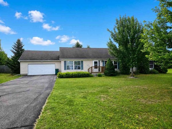 5110 Church Hill, Charlevoix, MI 49720