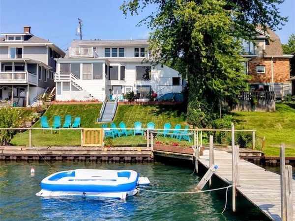2712 Military Street , Port Huron, MI 48060