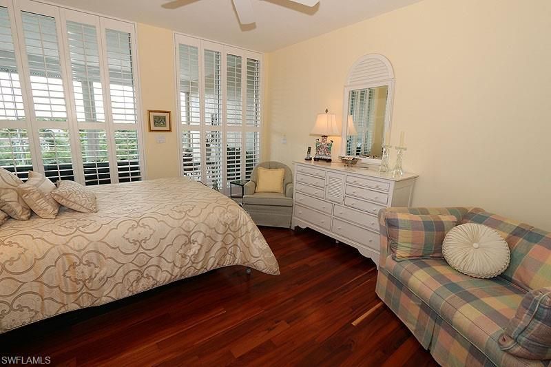 60 Seagate Dr , Unit 604, Naples, FL 34103 Photo