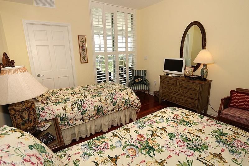 60 Seagate Dr , Unit 604, Naples, FL 34103 Photo