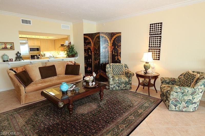 60 Seagate Dr , Unit 604, Naples, FL 34103 Photo