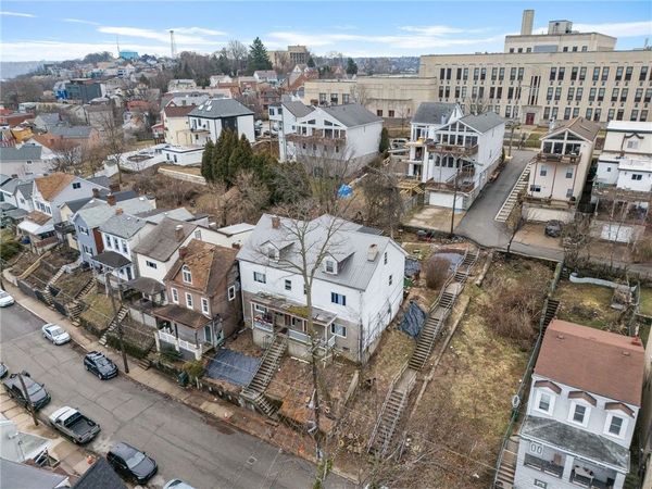 245-247 Natchez St, Pittsburgh, PA 15211