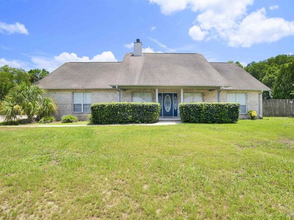 4449 Dandy Dr, Pace, FL 32571