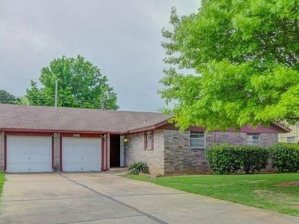 1502 Briar Meadow Road, Norman, OK 73071