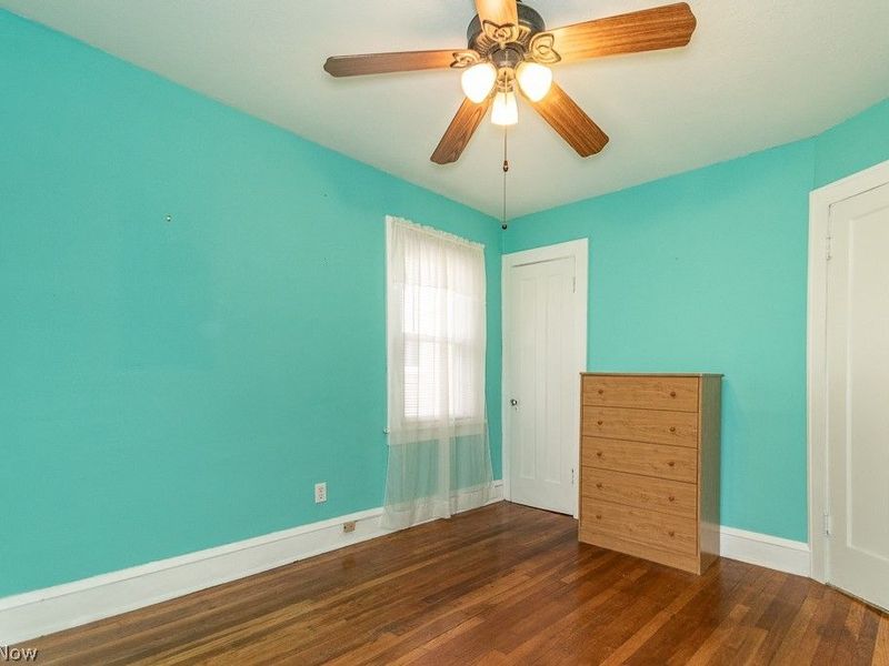 9815 Parkview Avenue, Garfield Heights, OH 44125 Photo 18