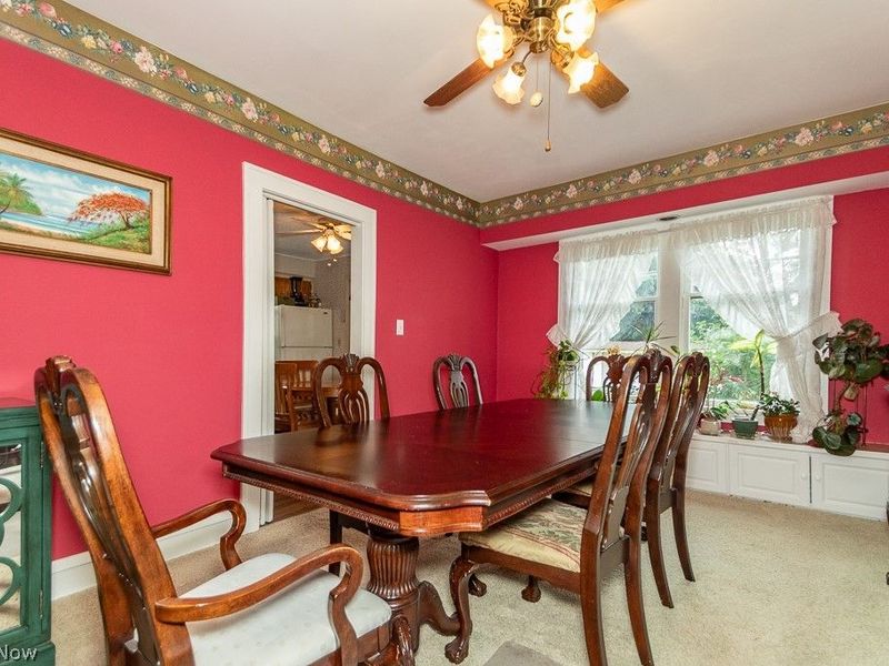 9815 Parkview Avenue, Garfield Heights, OH 44125 Photo 6