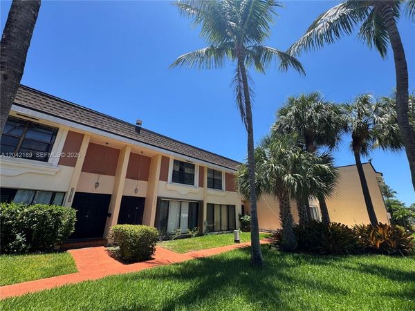 2795 NE 164th St , Unit 6, North Miami Beach, FL 33160