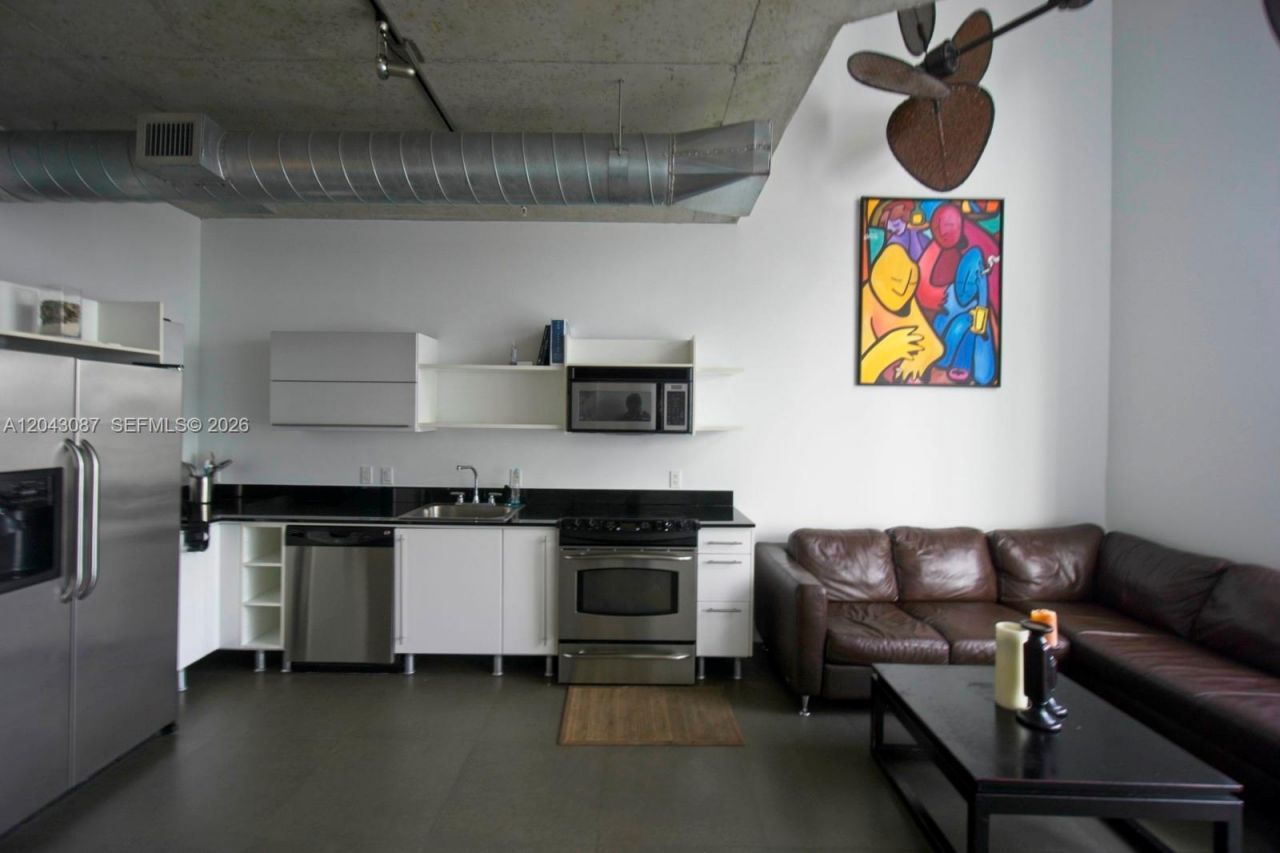690 SW 1 Ct , Unit 2703, Miami, FL 33130 Photo