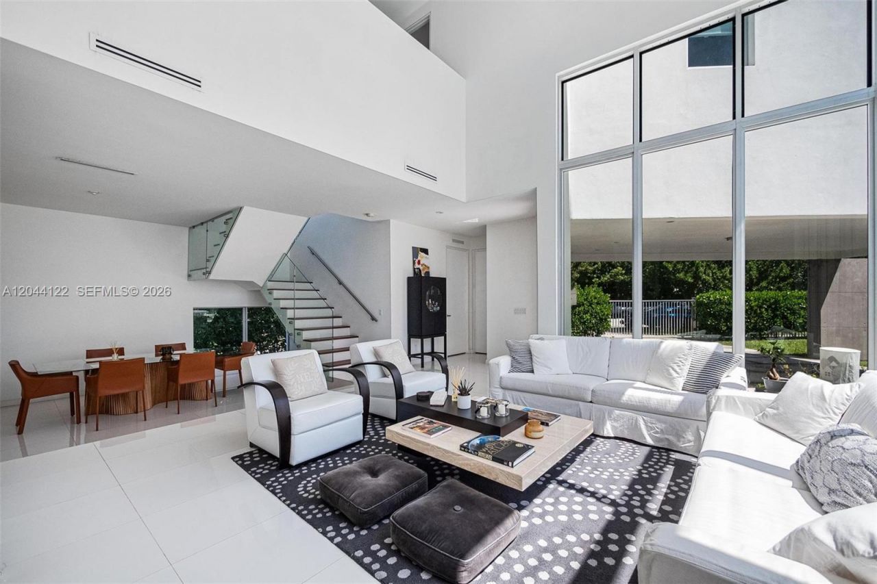 200 SW 32nd Rd , Miami, FL 33129 Photo