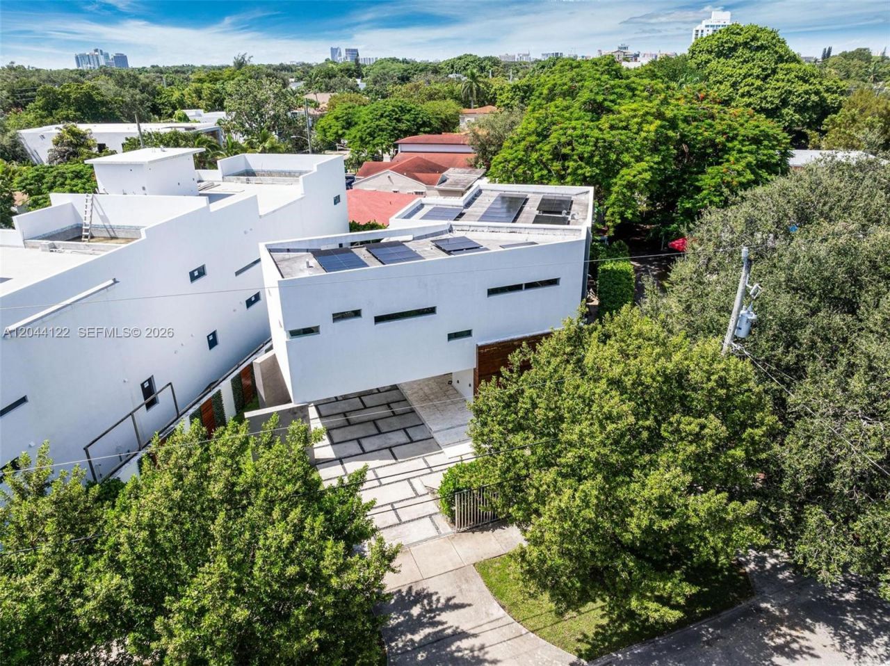 200 SW 32nd Rd , Miami, FL 33129 Photo
