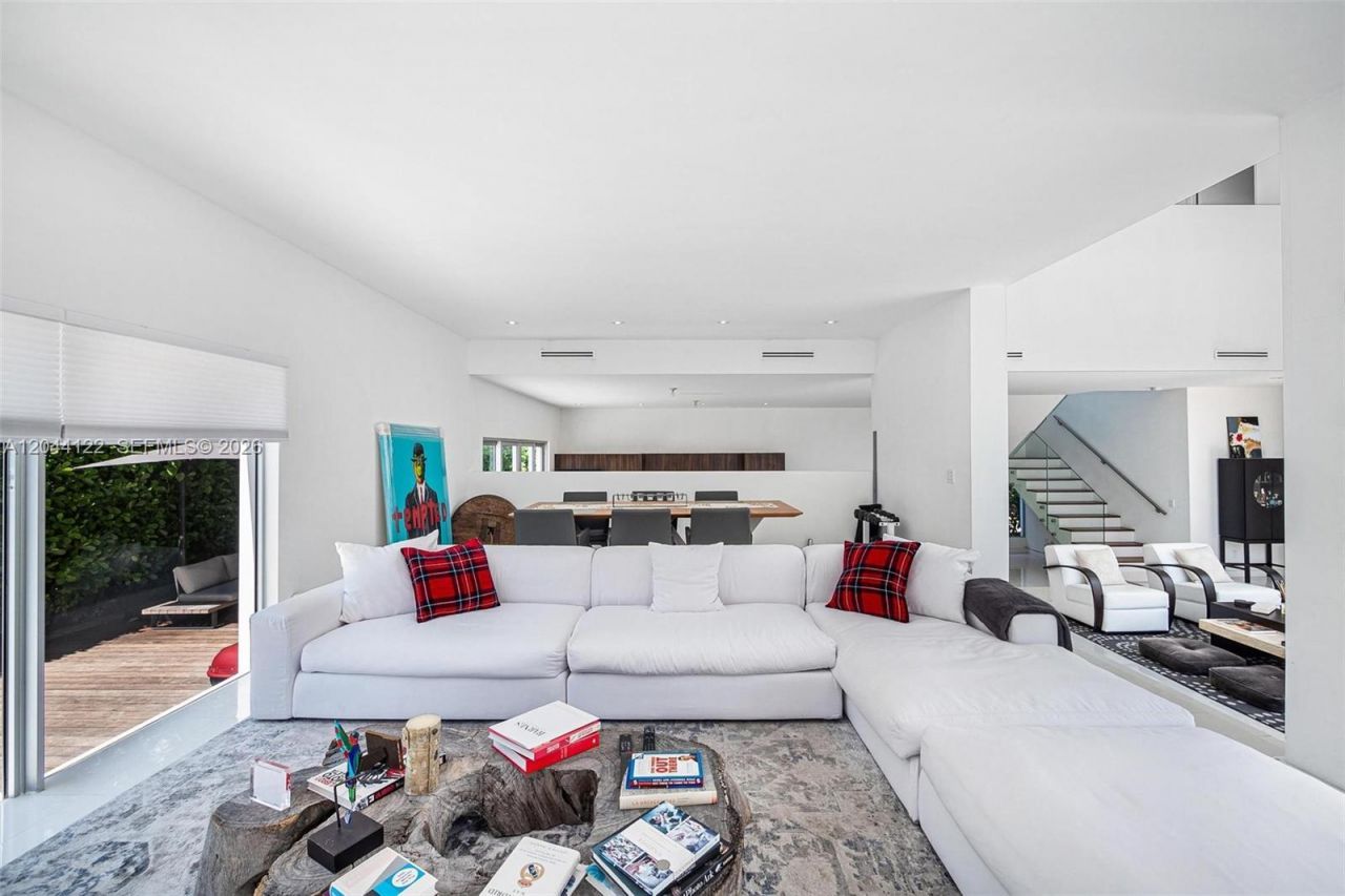 200 SW 32nd Rd , Miami, FL 33129 Photo