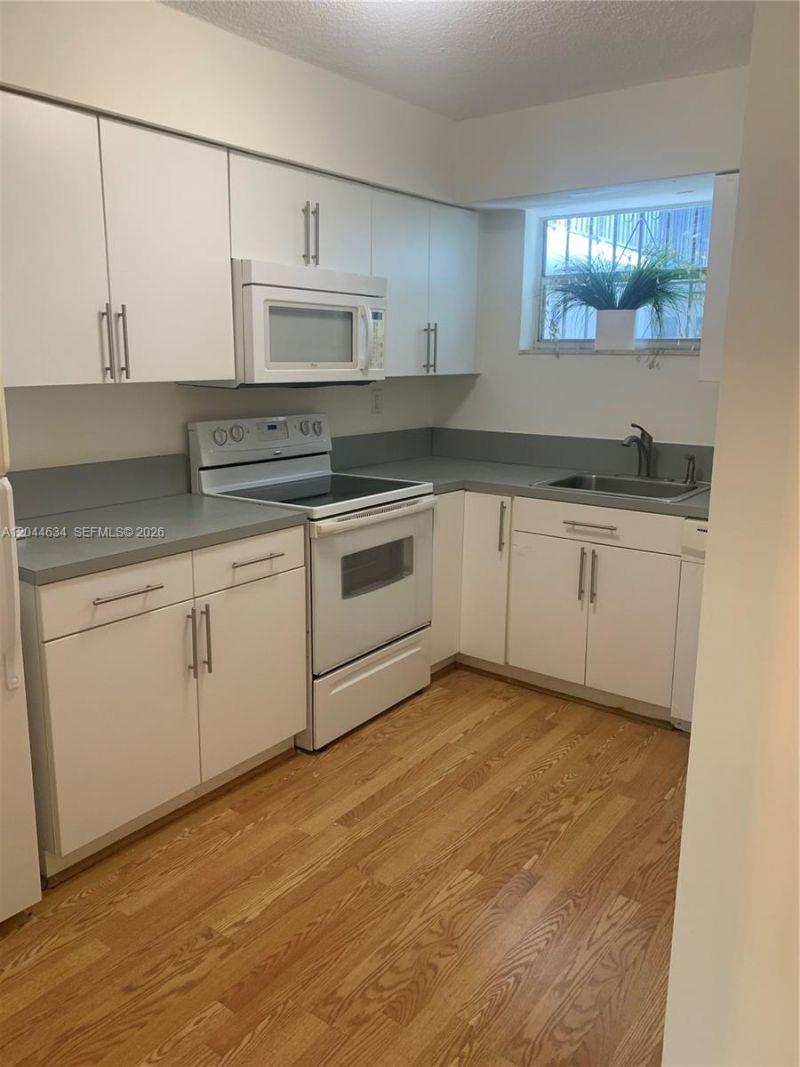 2460 SW 18th Ave, Unit 1205, Miami, FL 33145 Photo