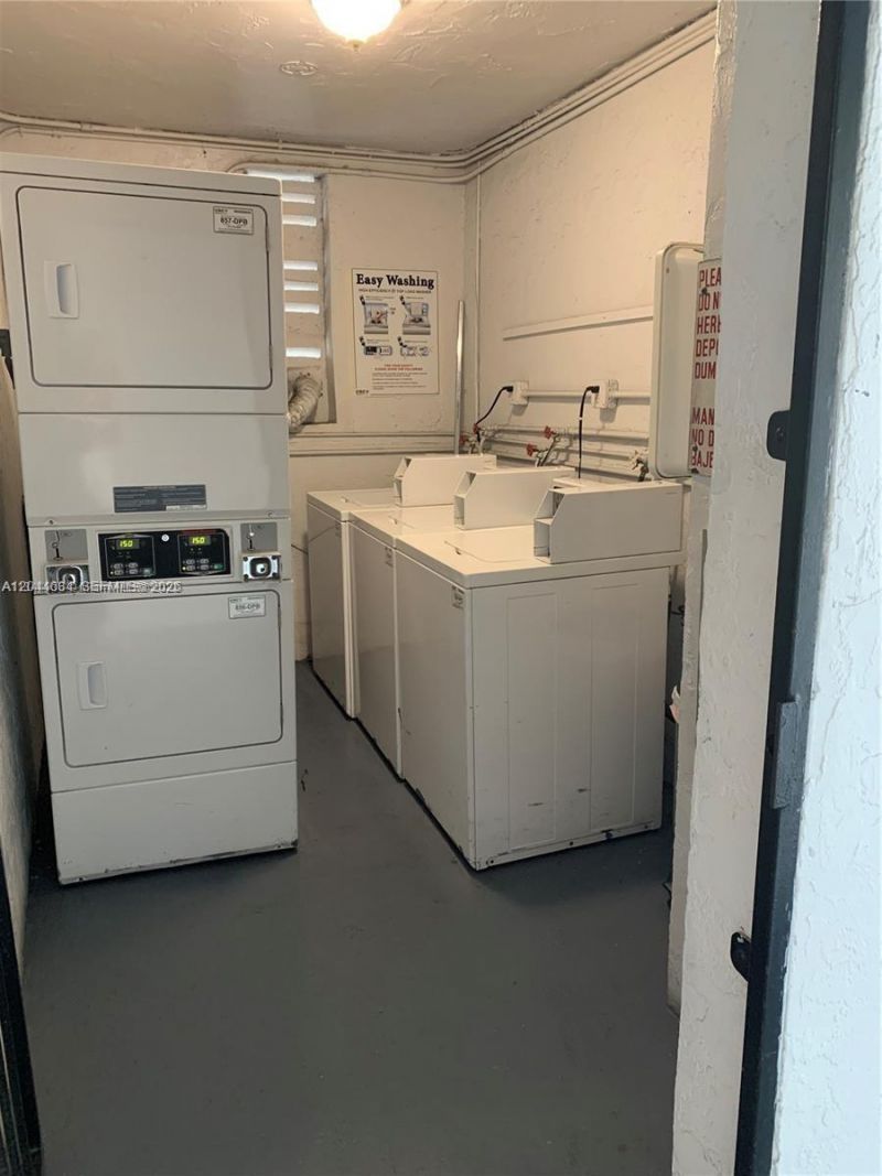 2460 SW 18th Ave, Unit 1205, Miami, FL 33145 Photo