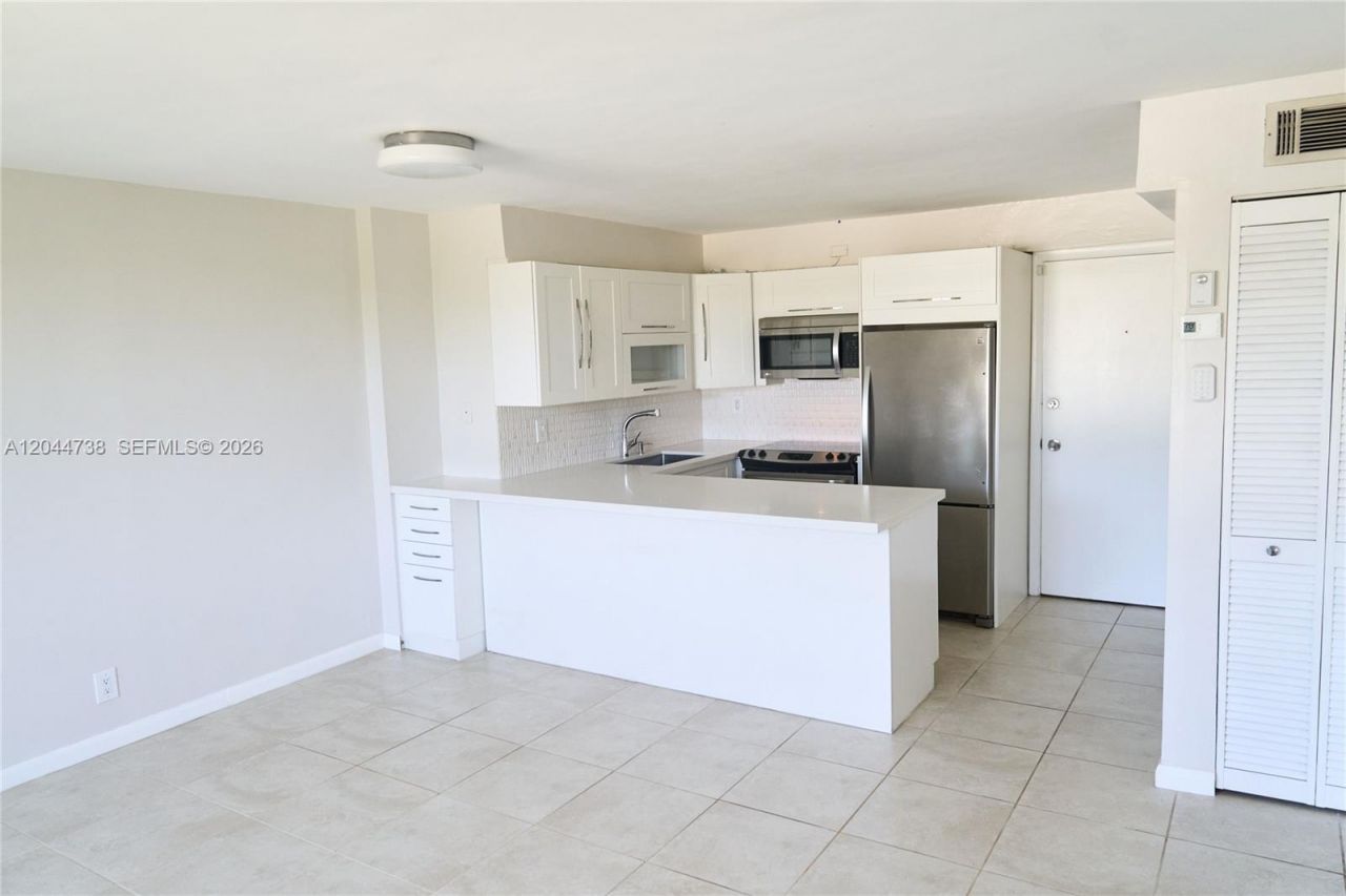 3000 N Ocean Blvd , Unit 407, Fort Lauderdale, FL 33308 Photo