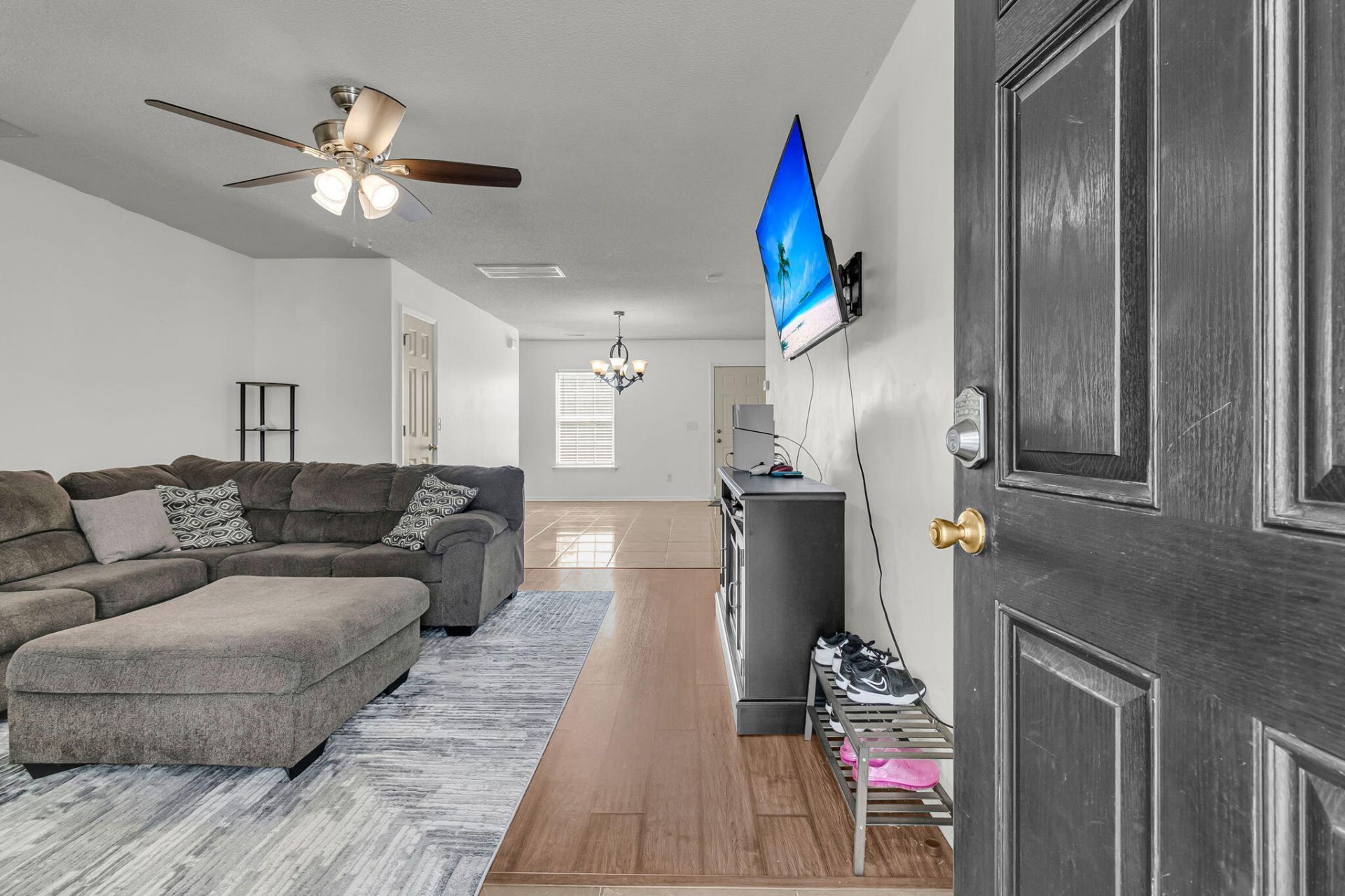100 Dellwood Street Photo 6