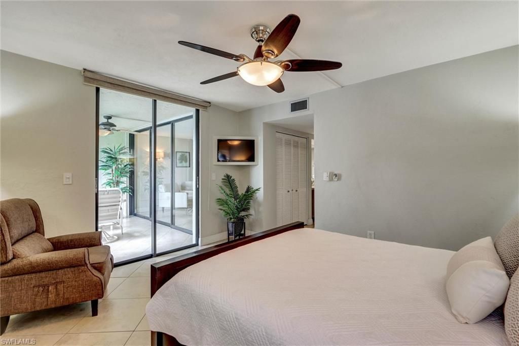 4574 Trawler Ct, Unit 202, Fort Myers, FL 33919 Photo