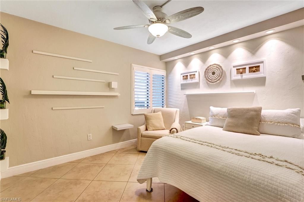 4574 Trawler Ct, Unit 202, Fort Myers, FL 33919 Photo
