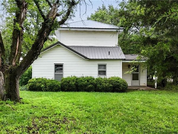 761 Garrison Street, Fort Scott, KS 66701