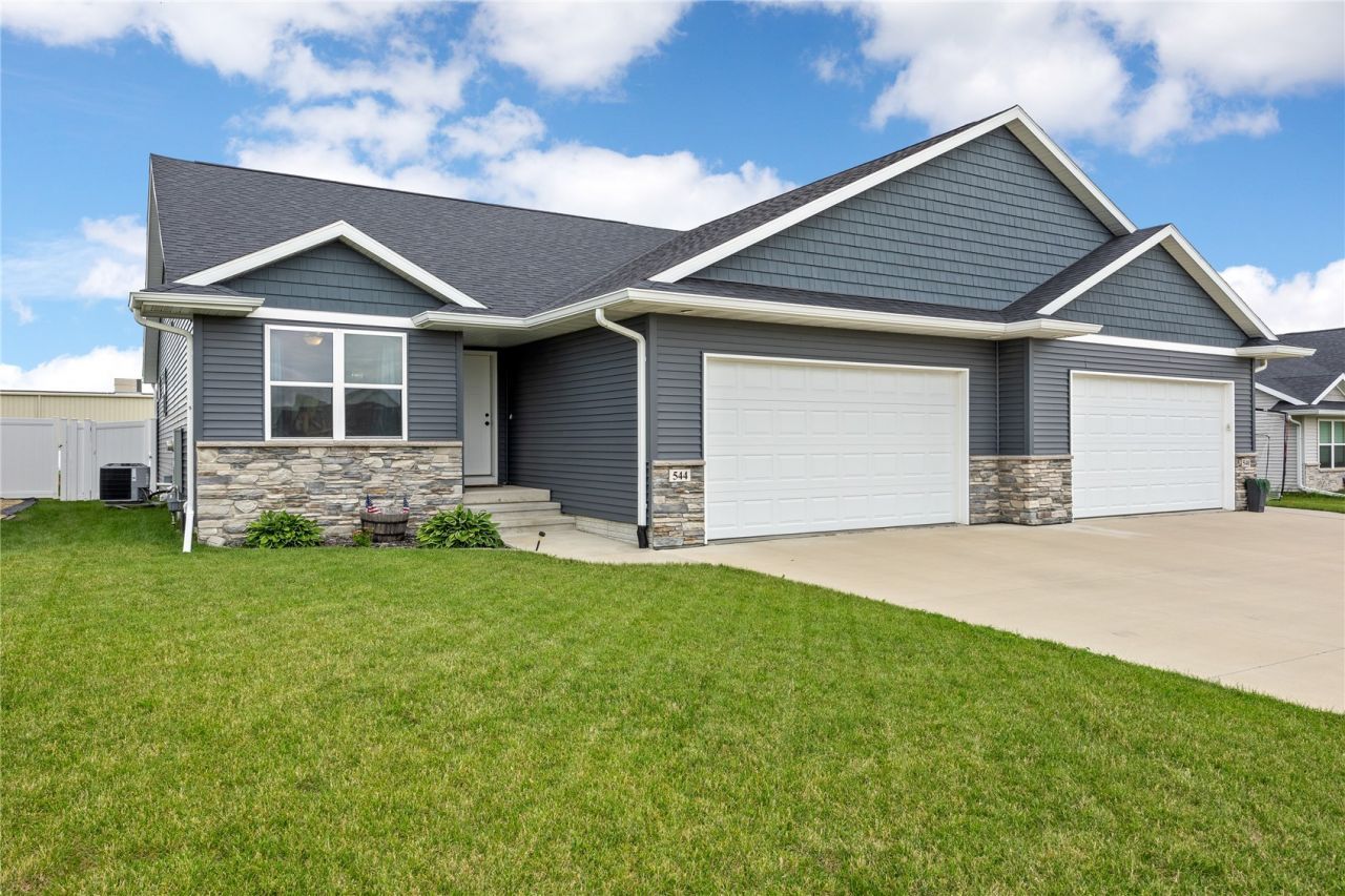 544 Driftwood Lane, Atkins, IA 52206 Main Photo
