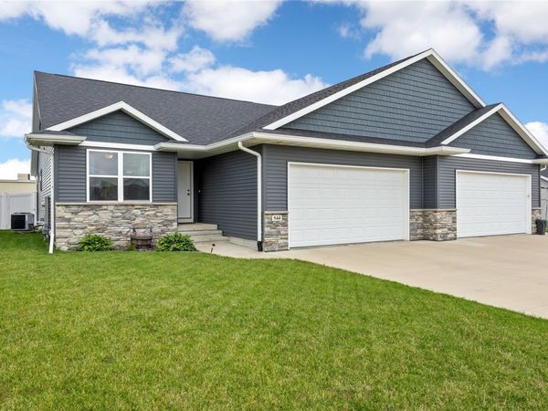544 Driftwood Lane, Atkins, IA 52206