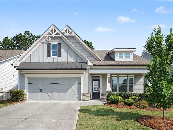 577 Barlow Place, Grayson, GA 30017