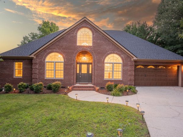 9237 Leaf Brook Lane , Apison, TN 37302