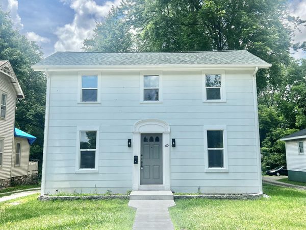 110 Hillsdale Street, Hillsdale, MI 49242