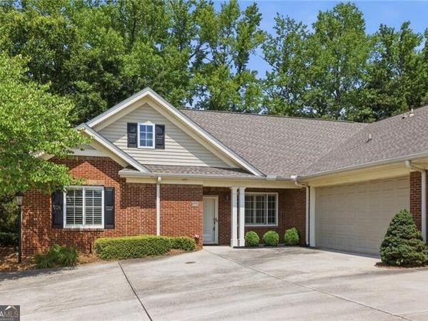1599 Arbor Green Court NW, Unit 303, Kennesaw, GA 30152