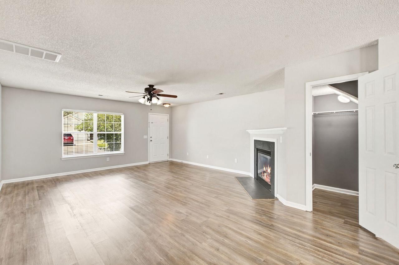 1009 Golden Aspen Drive Photo 10