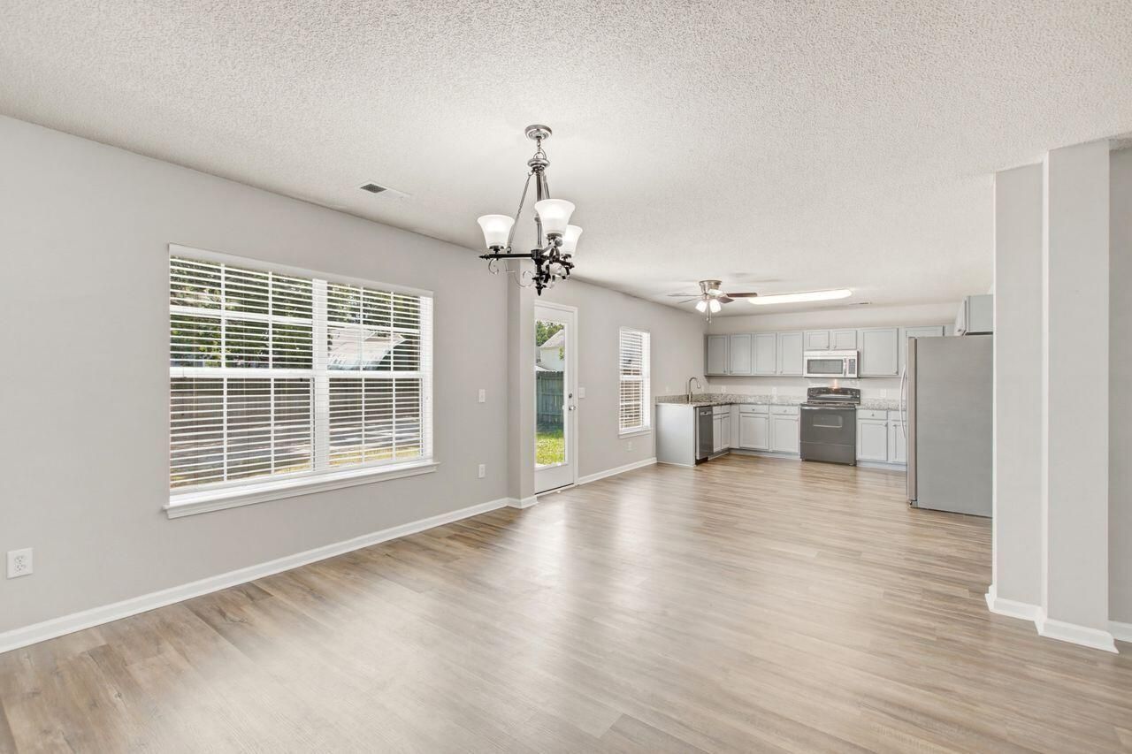 1009 Golden Aspen Drive Photo 12
