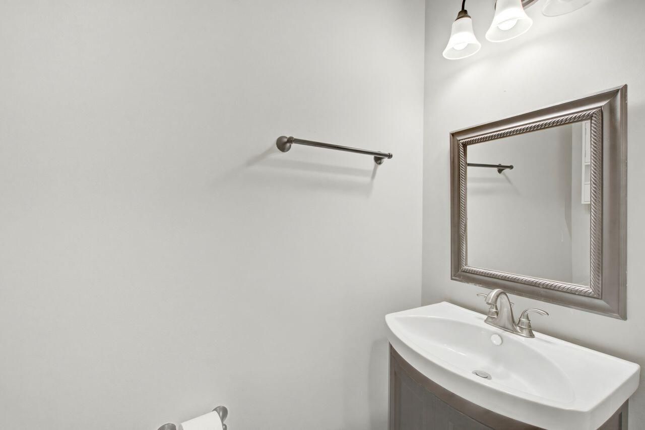 1009 Golden Aspen Drive Photo 20