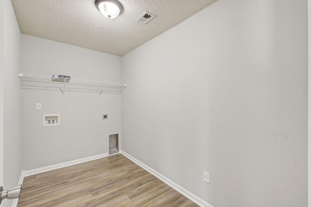 1009 Golden Aspen Drive Photo 21