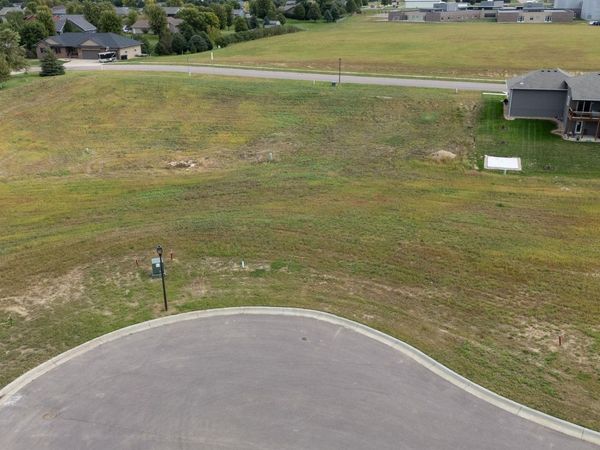 116 High Cross Cir, Crooks, SD 57020