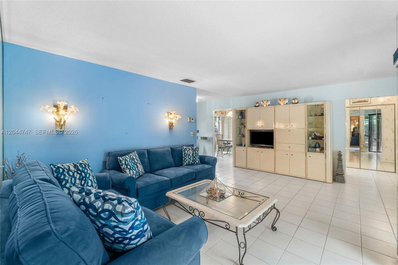3953 Cocoplum Cir , Unit 3609, Coconut Creek, FL 33063 Photo