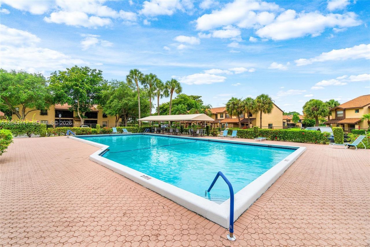 3953 Cocoplum Cir , Unit 3609, Coconut Creek, FL 33063 Photo