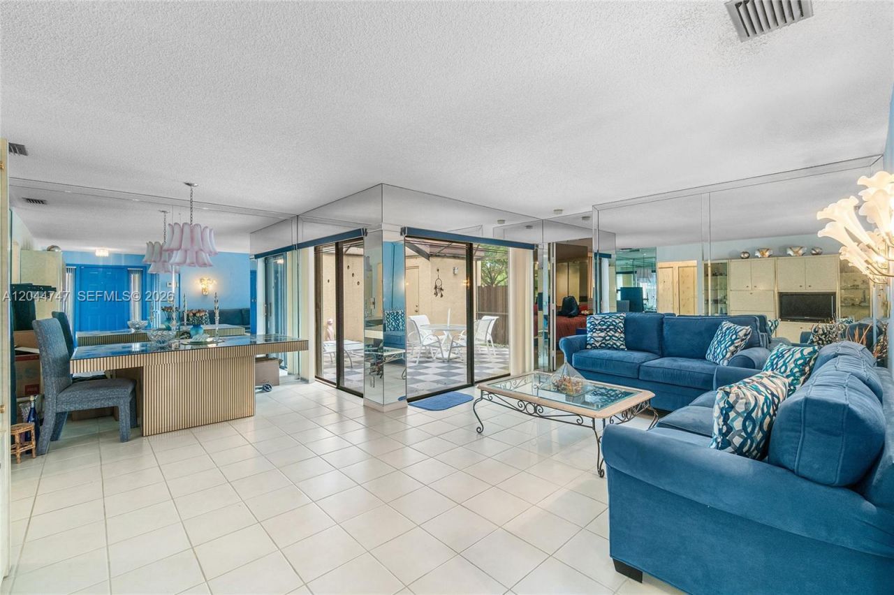 3953 Cocoplum Cir , Unit 3609, Coconut Creek, FL 33063 Photo