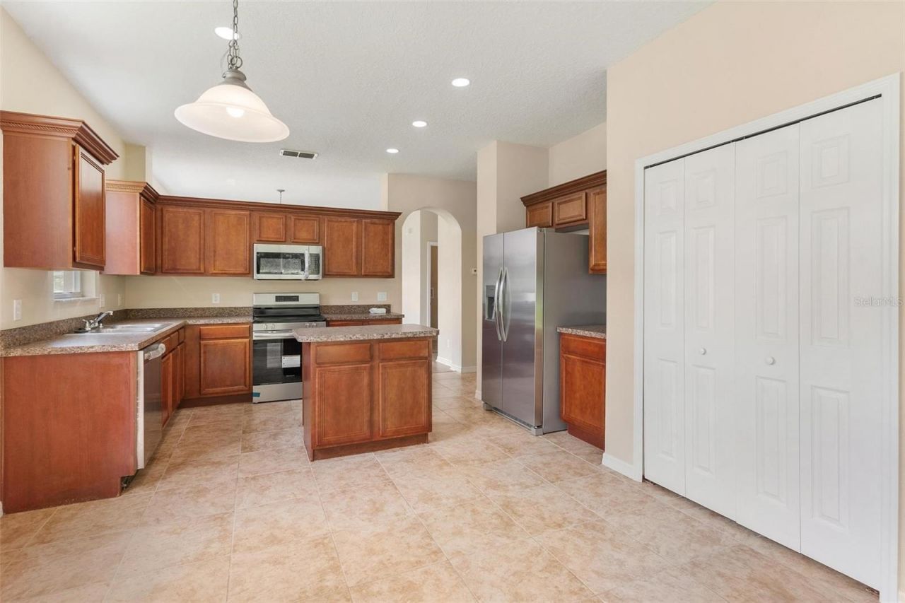 3360 Creek Run Lane , Eustis, FL 32736 Photo