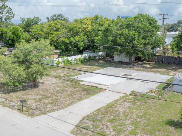 7006 THRASHER DRIVE , TAMPA, FL 33610