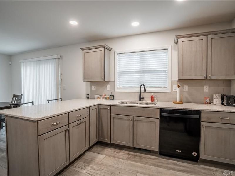 5165 Diamond Mill Road, Clay Township, OH 45309 Photo 10